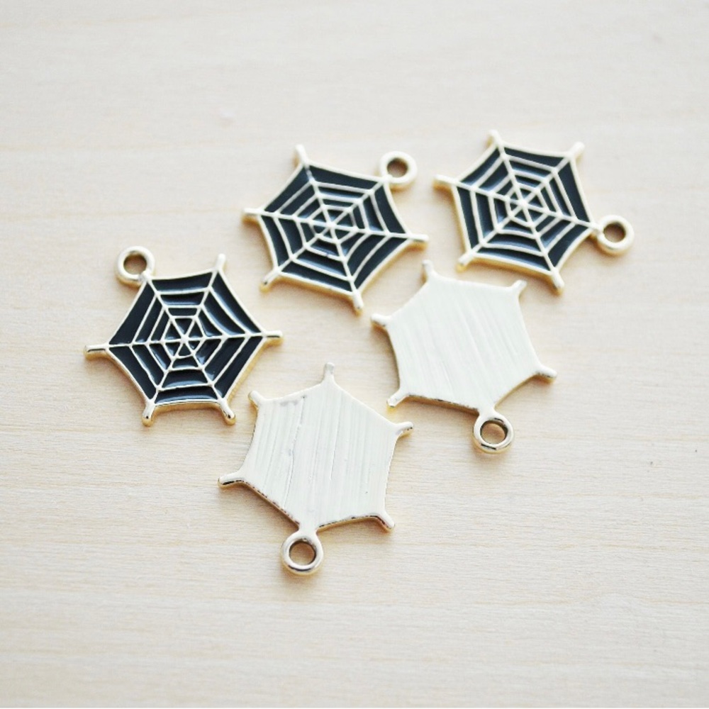 5 Black Spider Web Charms Gold Keychain and Jewelry Charms - Halloween Charms